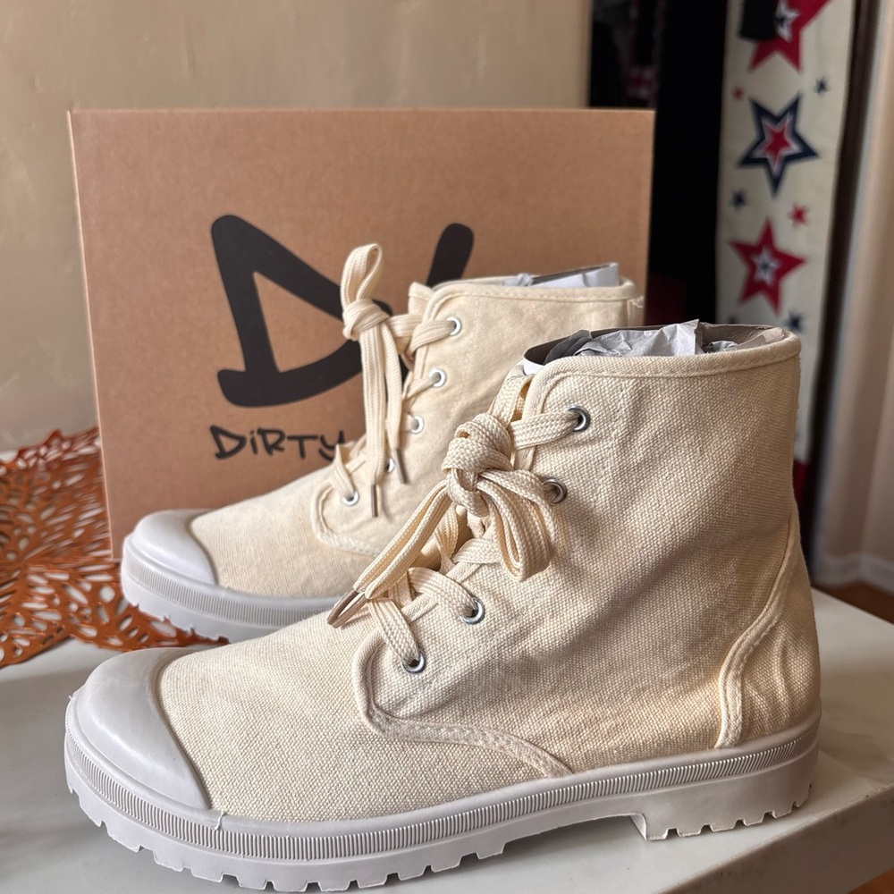 Dirty Laundry Cream Canvas Combat Boots